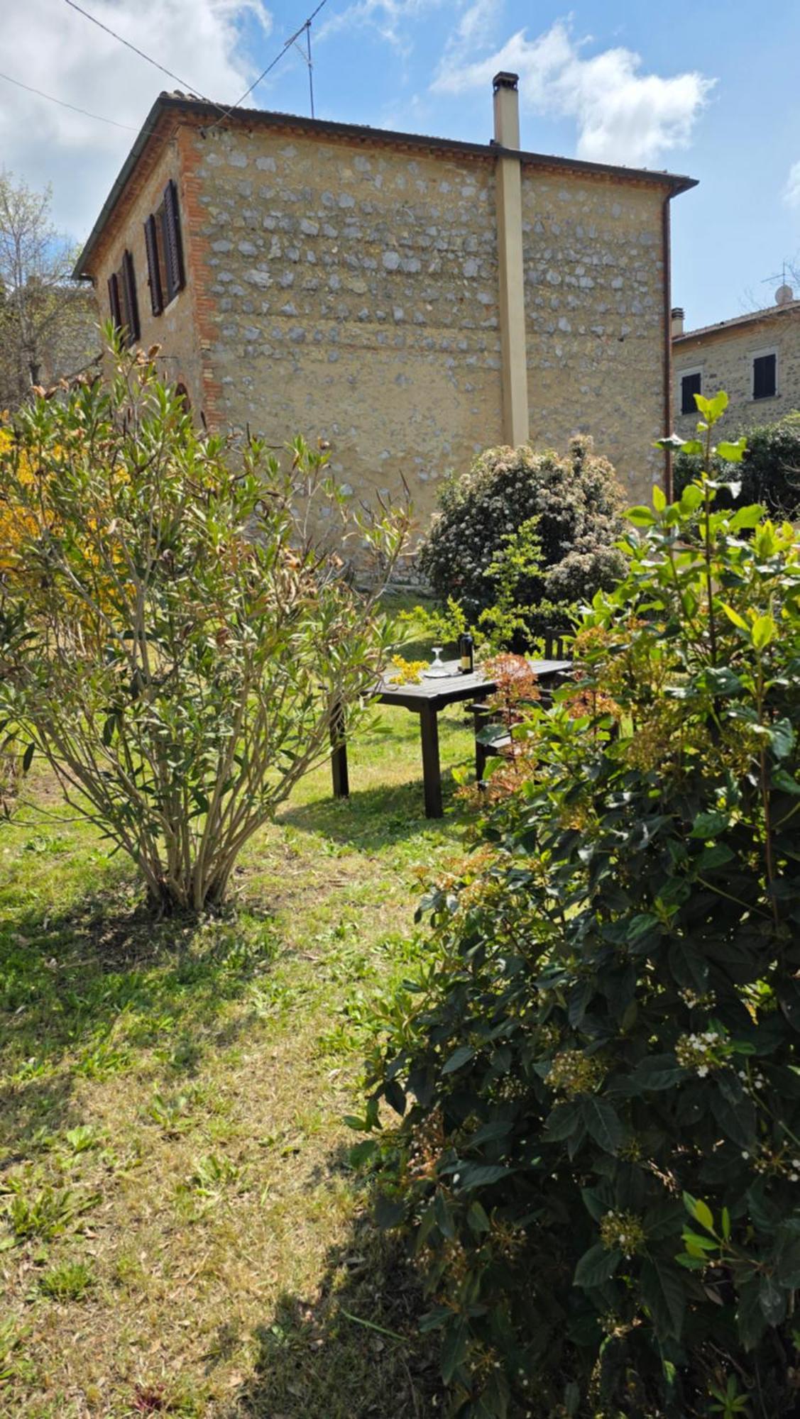 A Casa Di Gabri Villa Montefollonico Luaran gambar