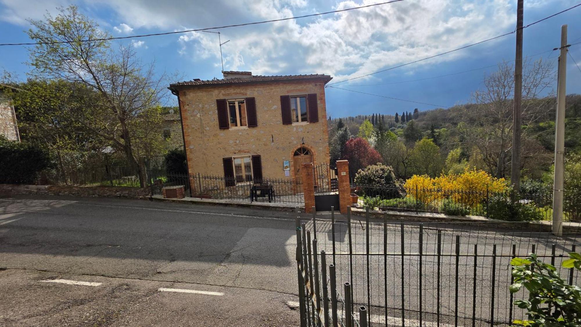 A Casa Di Gabri Villa Montefollonico Luaran gambar