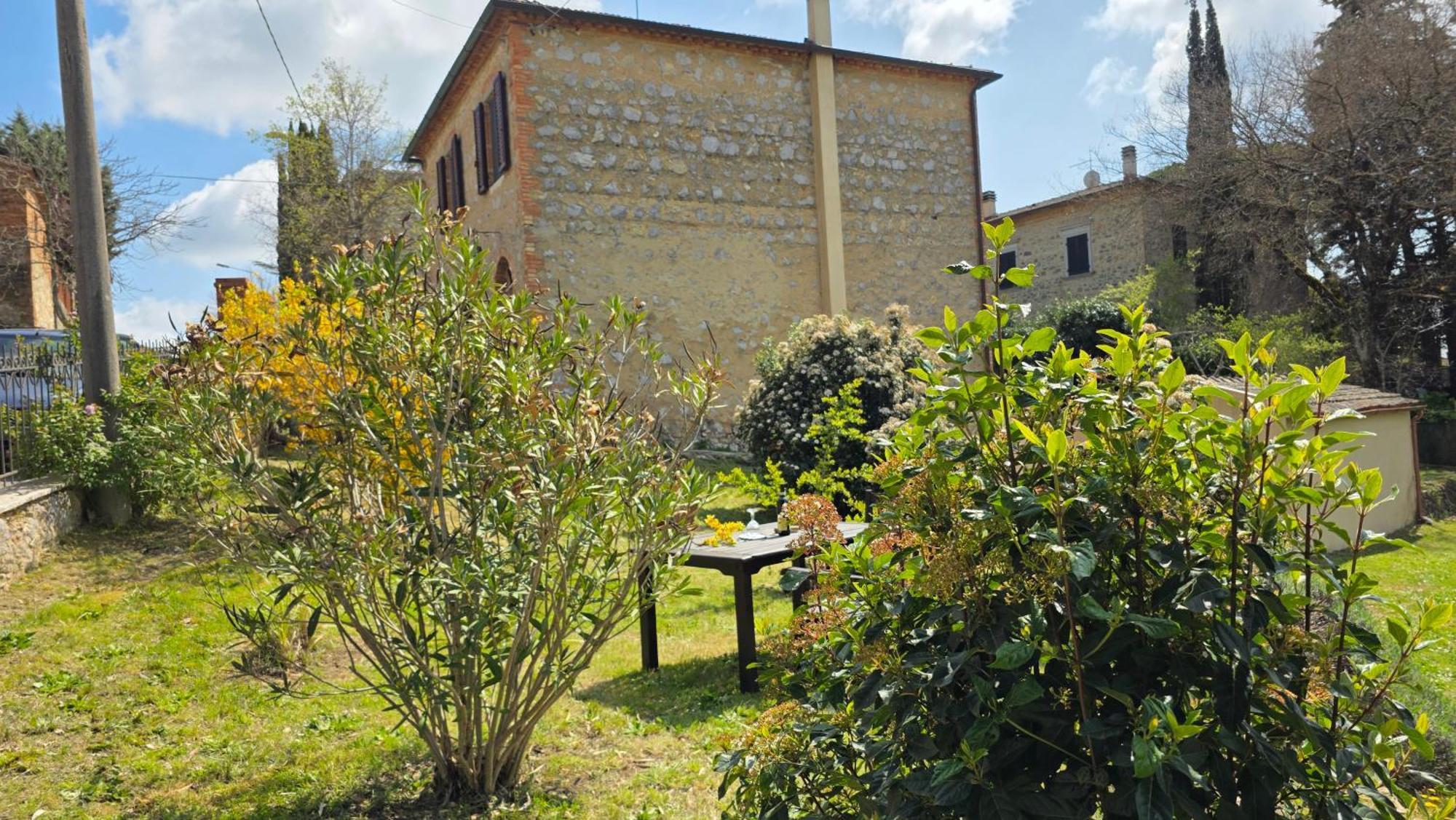 A Casa Di Gabri Villa Montefollonico Luaran gambar