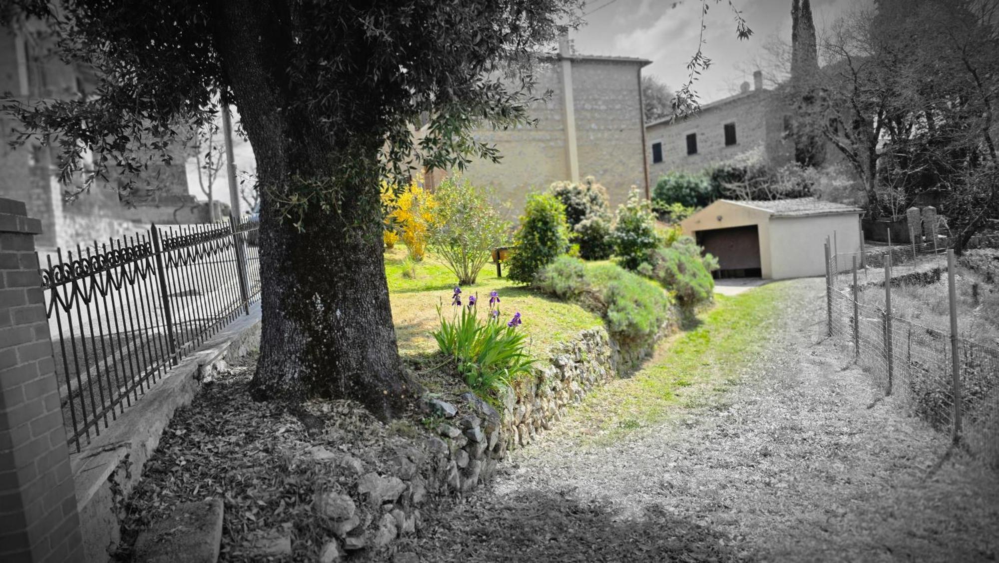 A Casa Di Gabri Villa Montefollonico Luaran gambar