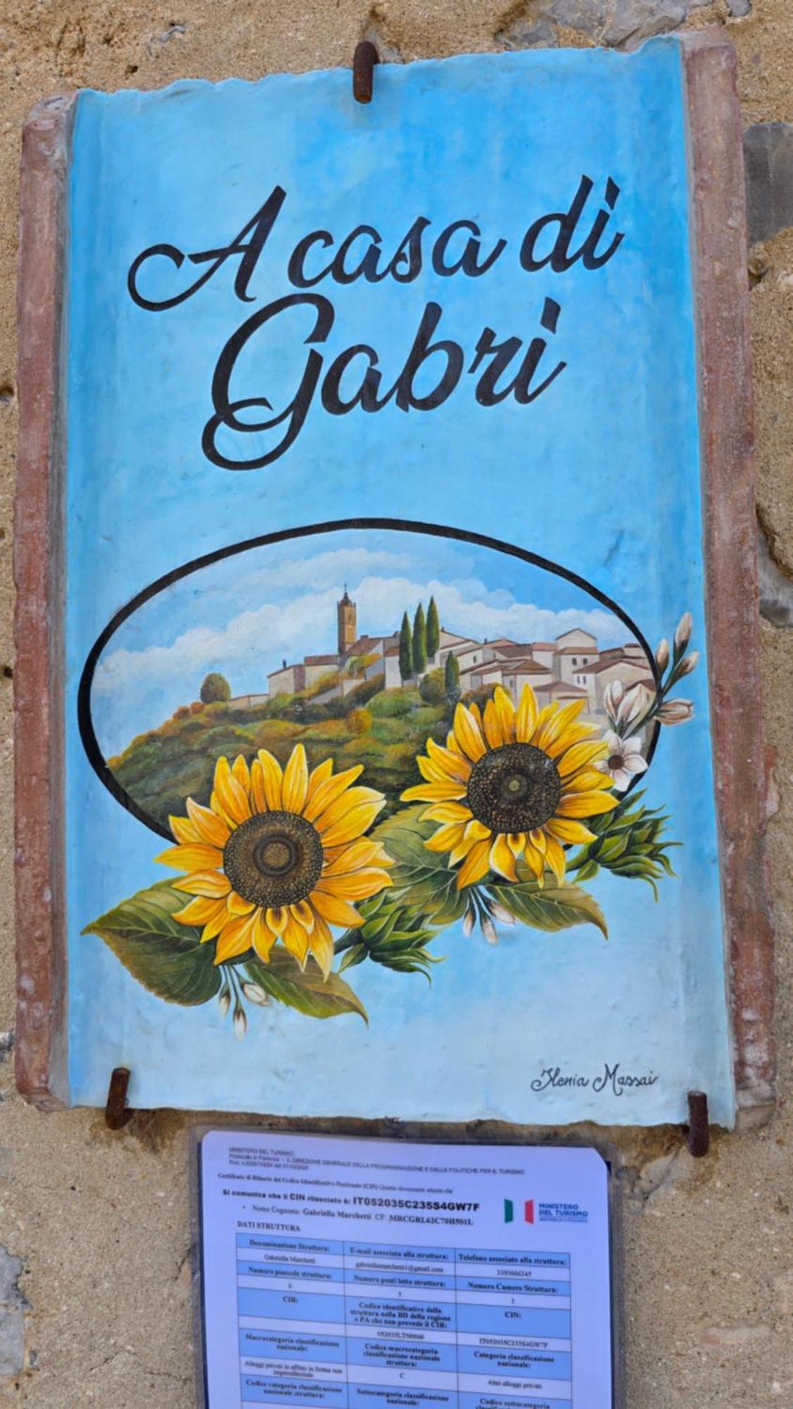 A Casa Di Gabri Villa Montefollonico Luaran gambar